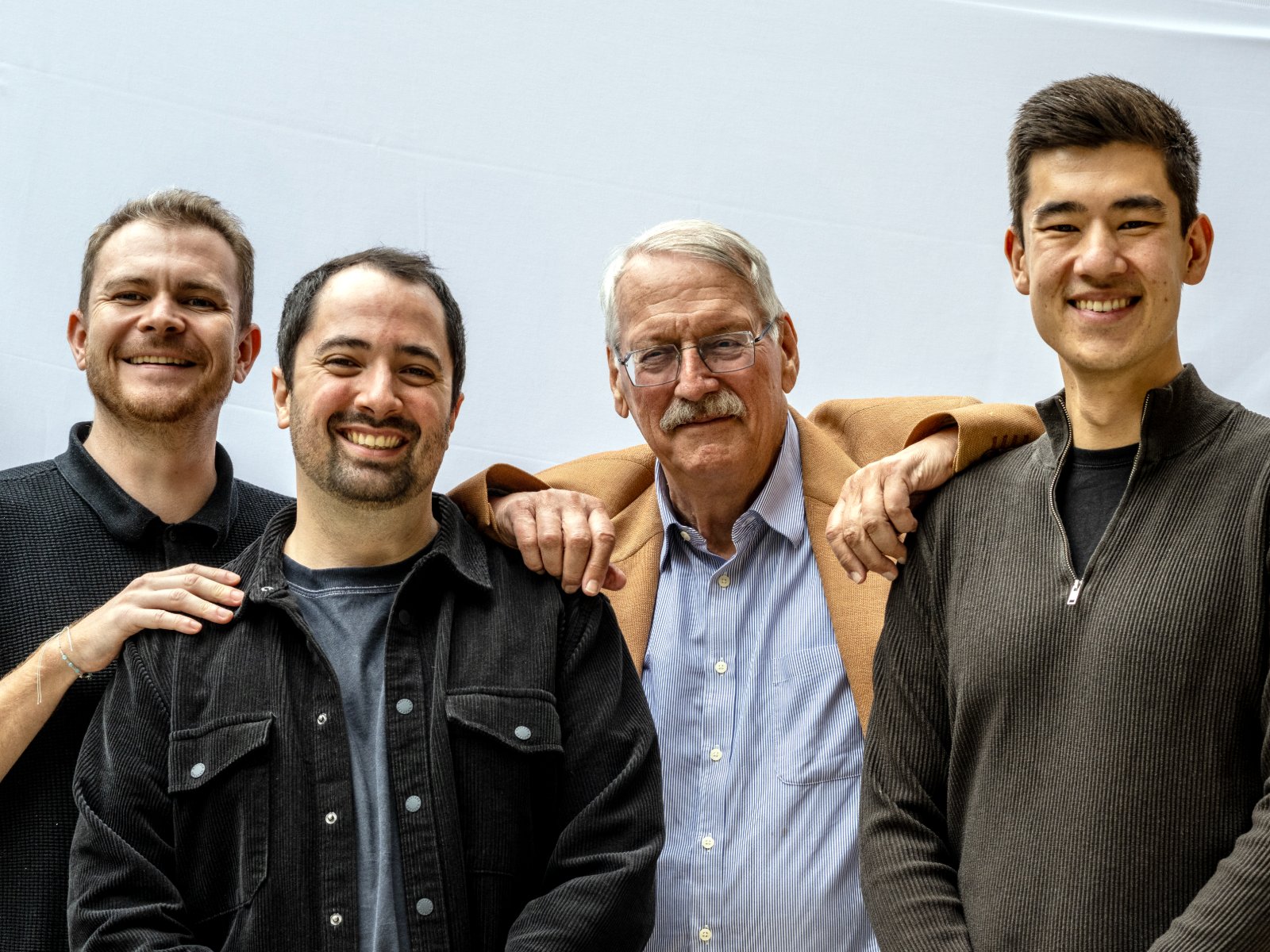 Group photo on Dr. Friedrich Hoepfner's investment in AMS Go GmbH as a business angel